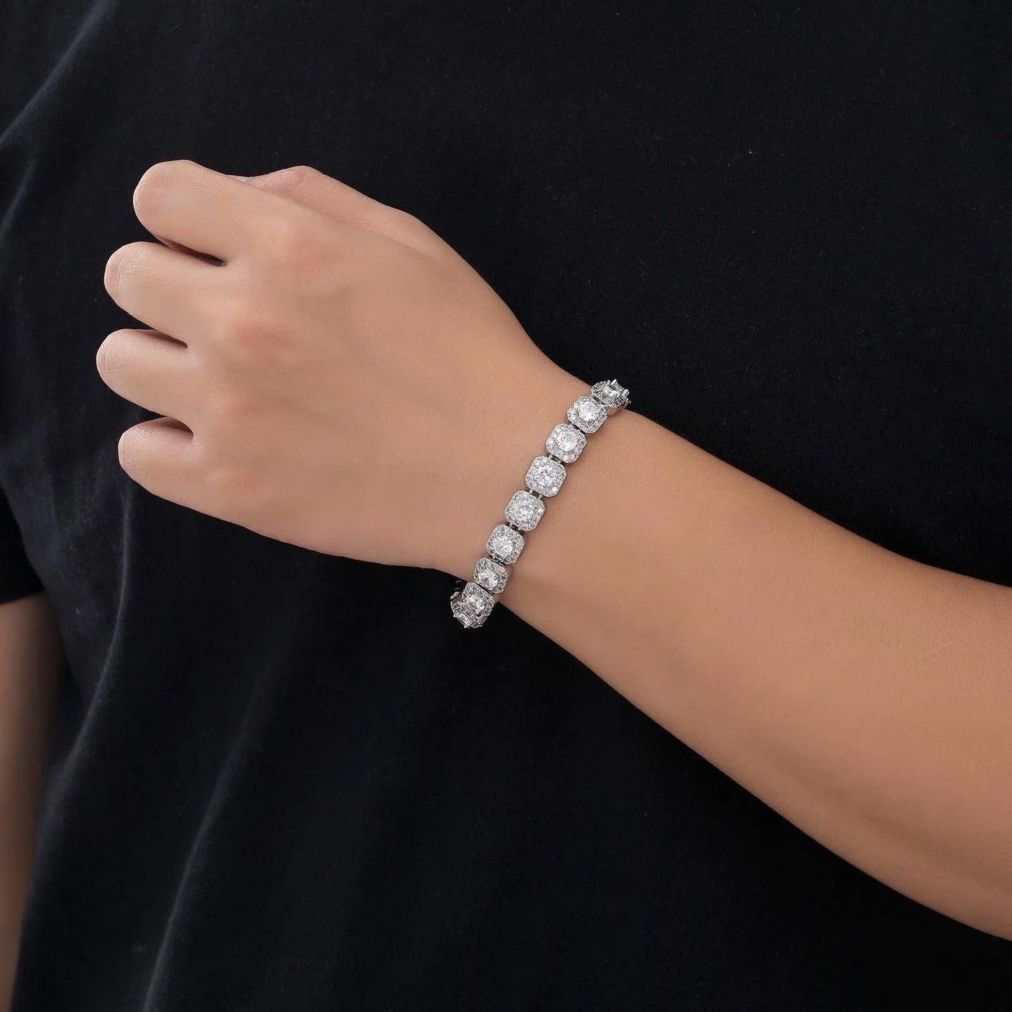 LUXURY BRACELET